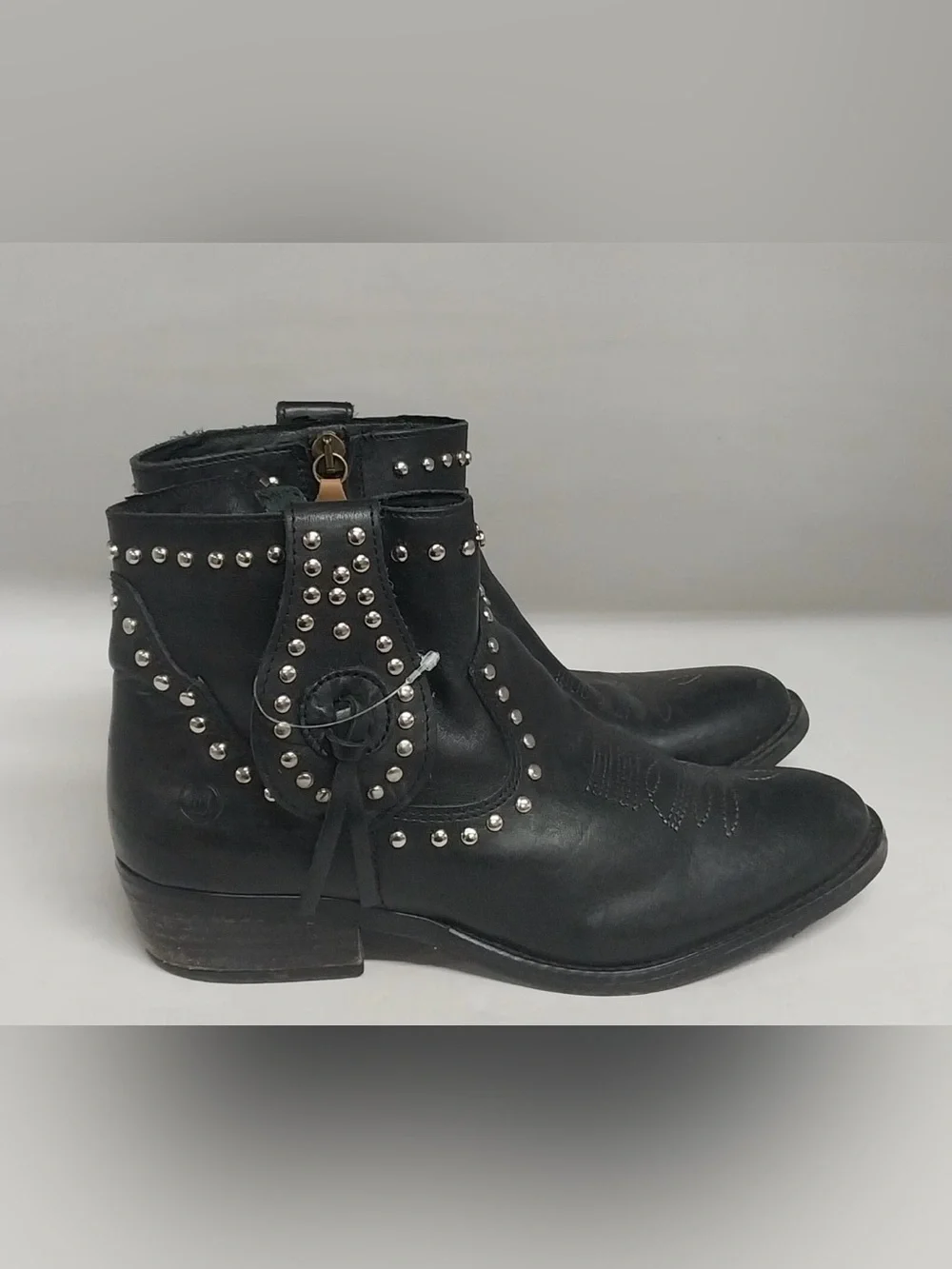 Dingo Destry Studded Fringe Boots Black Leather  Womens Size 6.5 M
